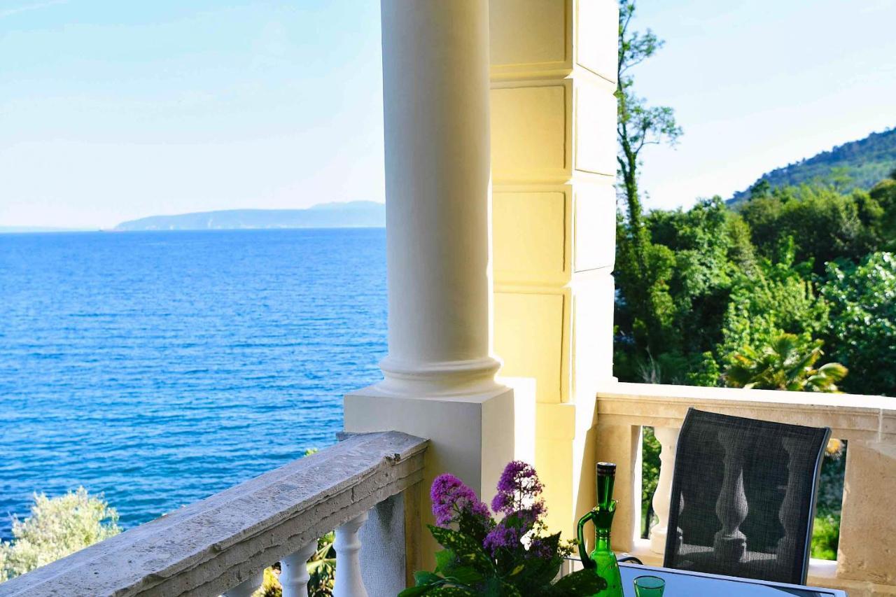 Apartment Carissima-Direct On Sea, Lovran-Opatija Exterior foto